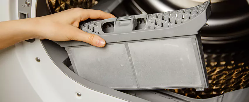 Signs Of A Clogged Dryer Lint Trap in Mineral Wells, Texas